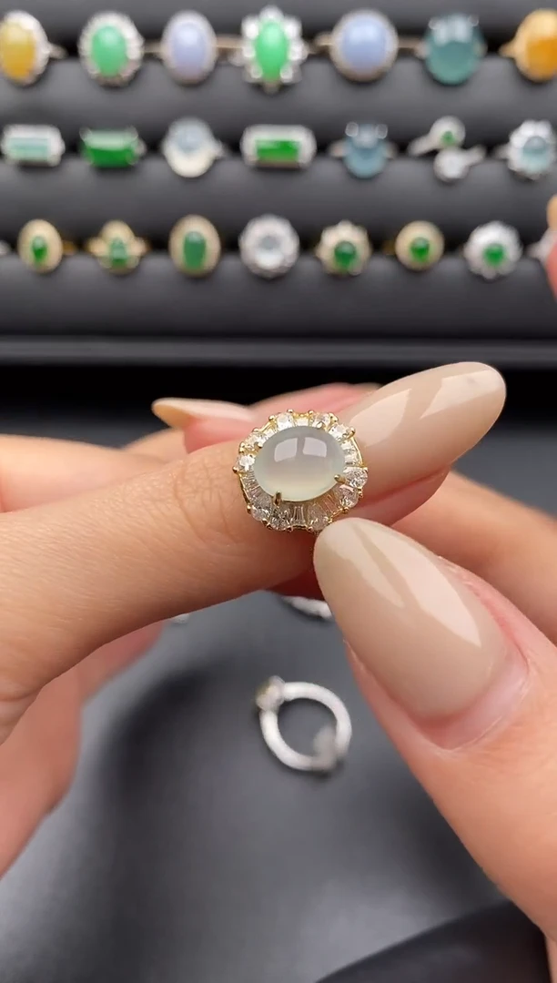 银S925镶嵌戒指翡翠一物一证一礼盒