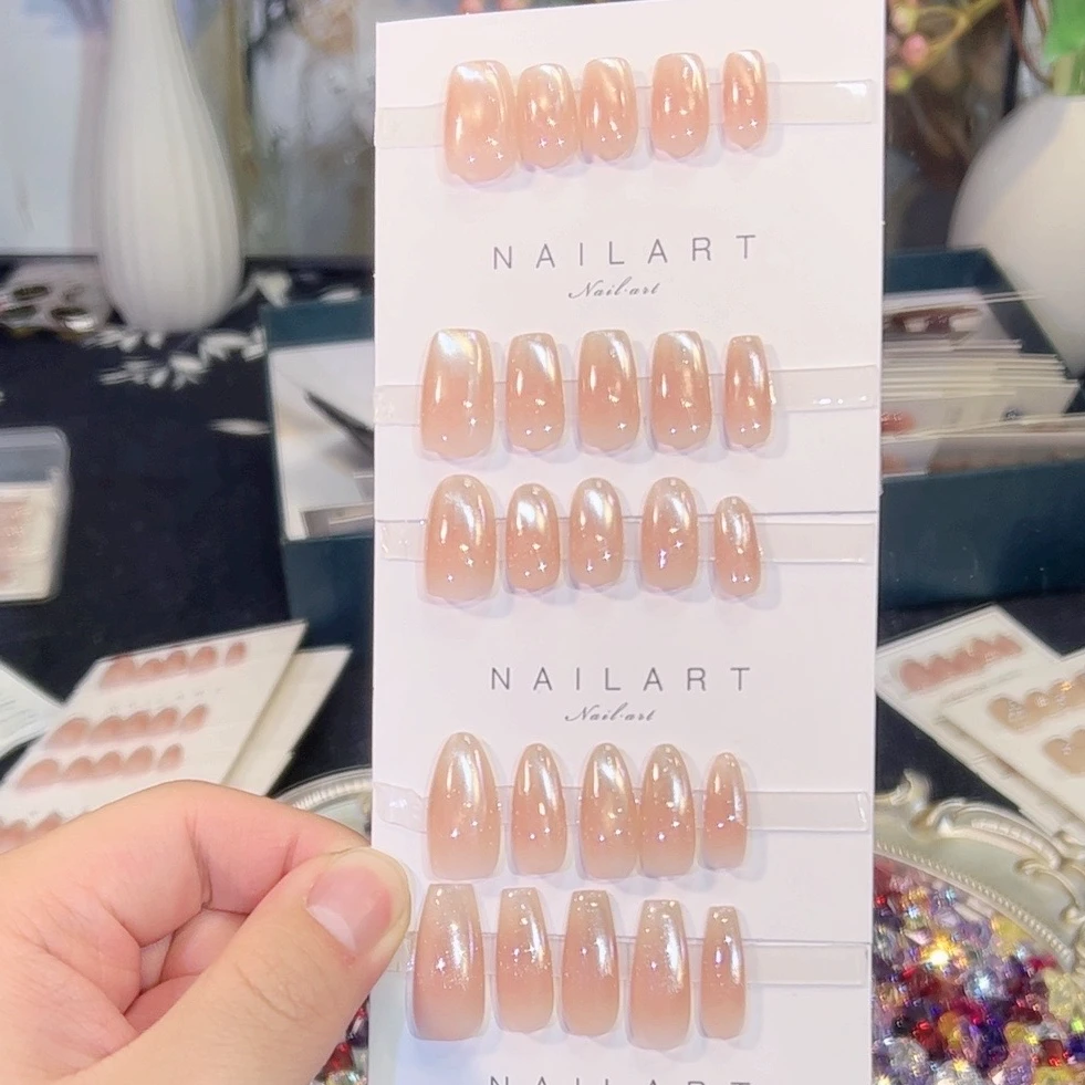 【半岛铁盒】追光玻璃珠猫眼纯欲手工穿戴甲可拆卸手指甲美甲