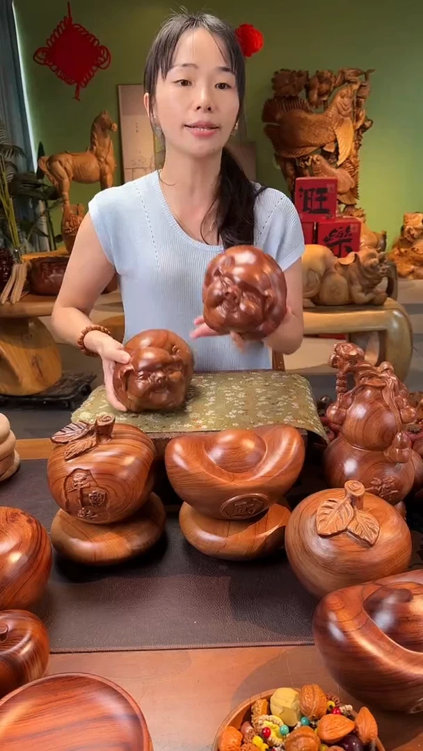 木福气猪  直径 20 高度 13  单只