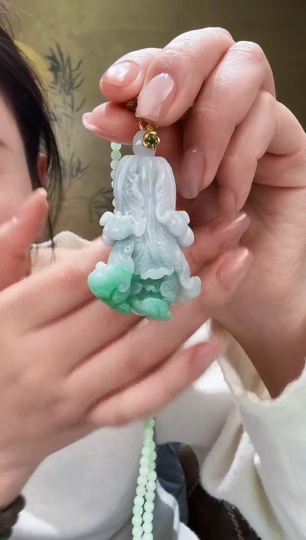 颈饰未镶嵌翡翠吊坠