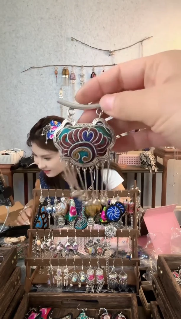 织绣织绣非遗老绣饰品194