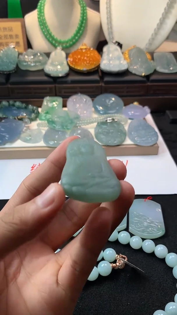 未镶嵌定制翡翠A****伦5025毛货不退不换