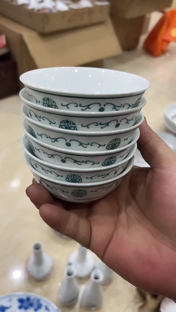 6个9厘米湖南醴陵釉下五彩陶瓷