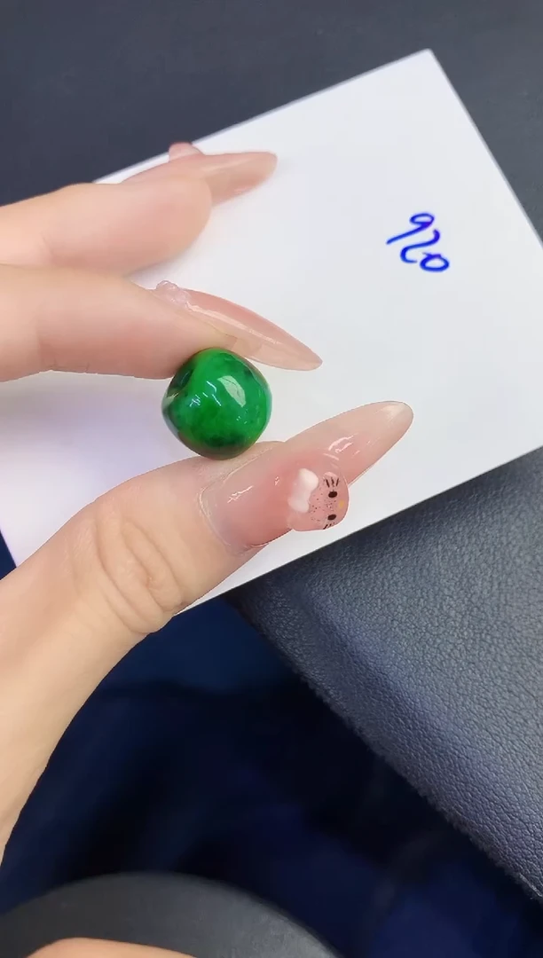 颈饰未镶嵌翡翠缅甸天然翡翠A货