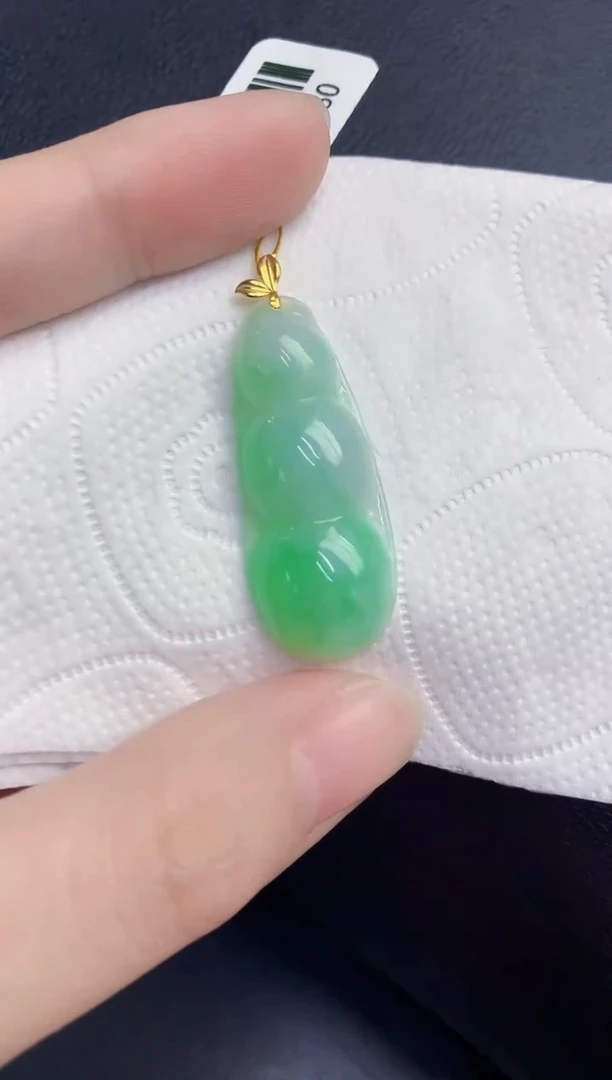 颈饰18K金镶嵌翡翠天然翡翠缅甸A货