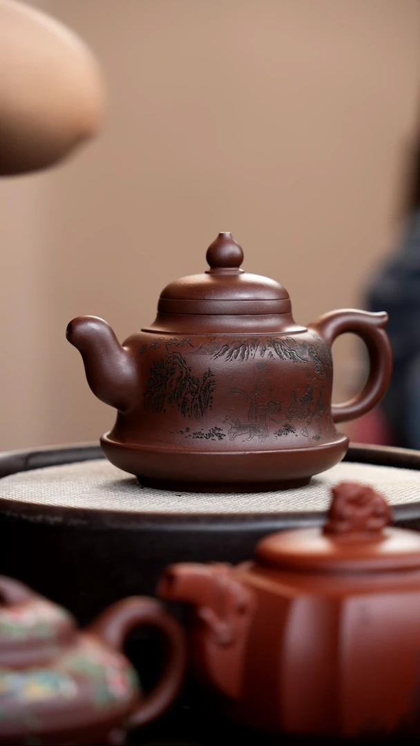 茶壶紫砂紫神泥金钟