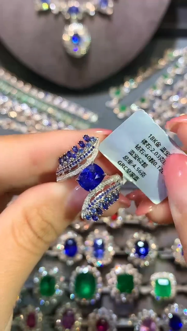 戒指蓝宝石18K金镶嵌2.03ct/GRC/皇家蓝
