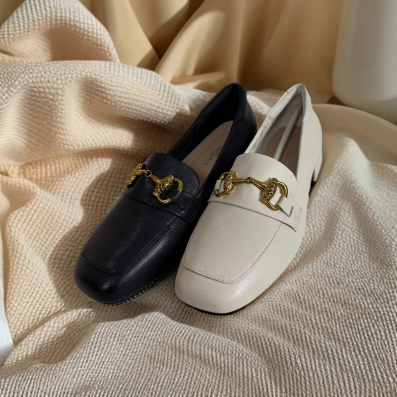 春秋季新款单鞋好看亮面蝴蝶结软底中跟时尚英伦女鞋乐福鞋皮鞋