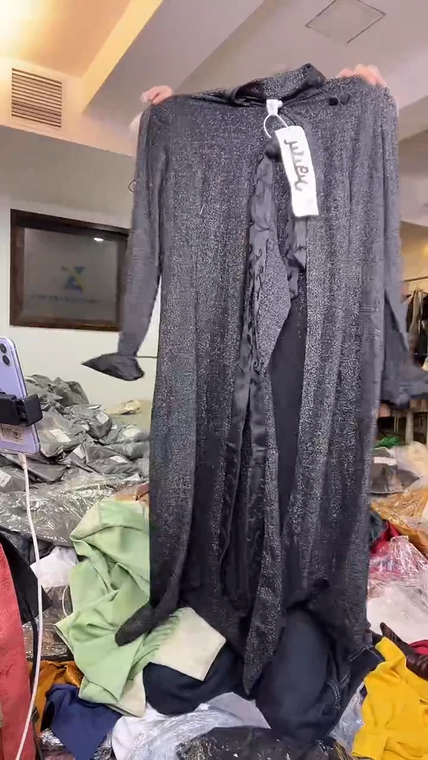 袍子       M码       80-110斤（长款）