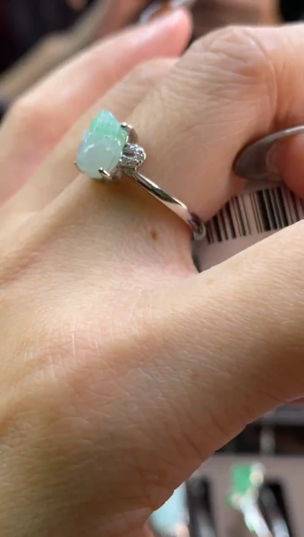 颈饰银S925镶嵌翡翠净货18615