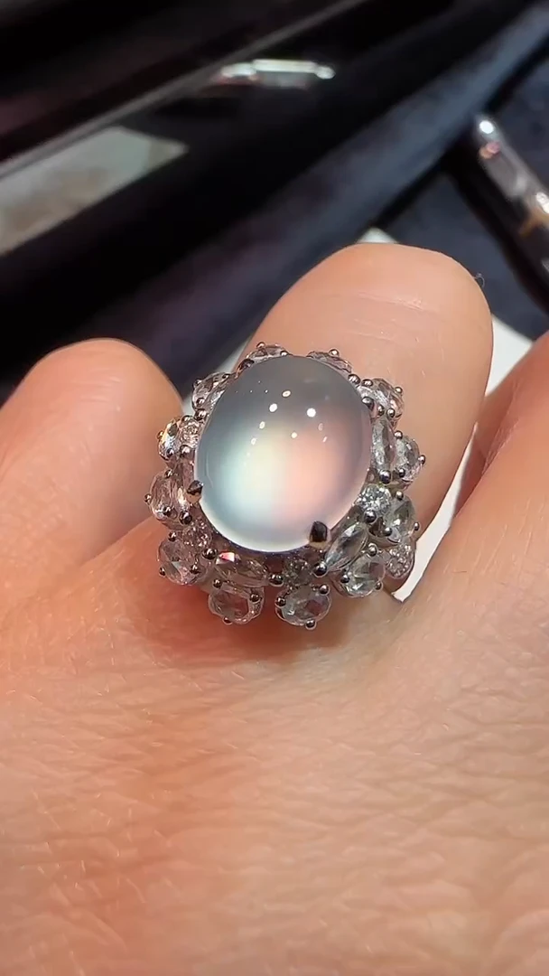 【闪购商品】翡翠戒指18K金镶嵌戒指