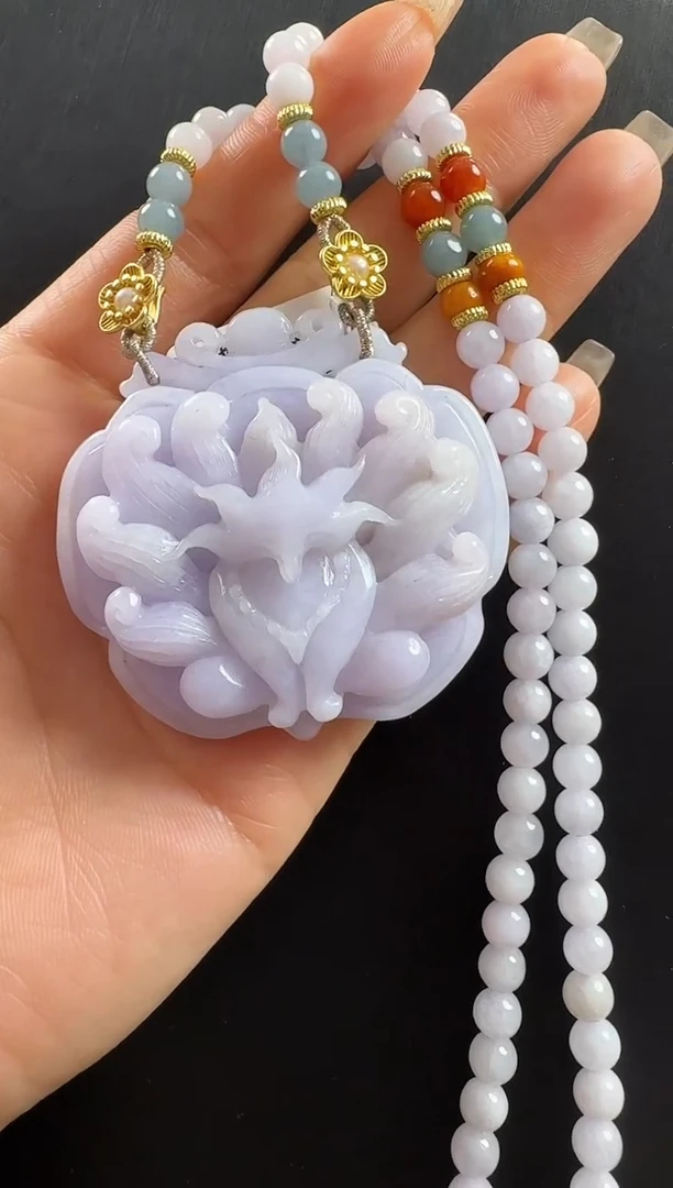 颈饰未镶嵌翡翠九尾