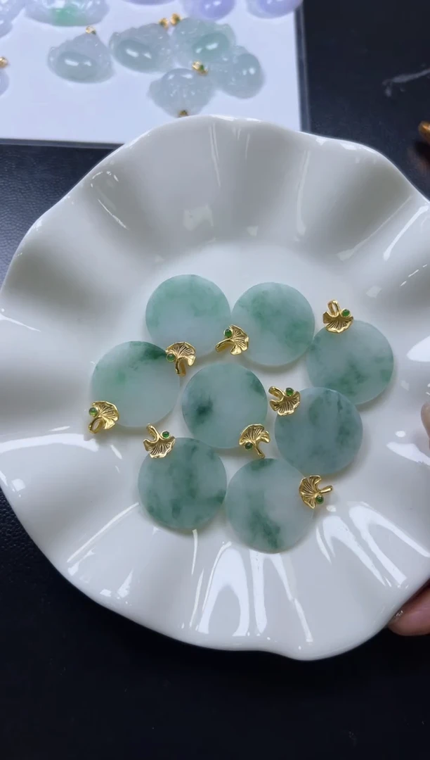 颈饰银S925镶嵌翡翠多样性发一件/2