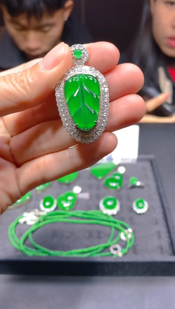 未镶嵌定制翡翠212多样性发货（发其一）