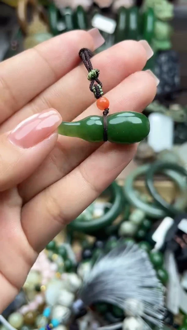 颈饰未镶嵌和田玉未镶嵌和田玉吊坠多样性拍一发一