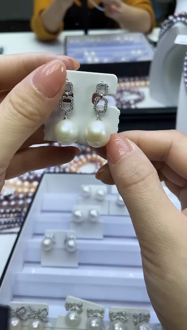 未镶嵌耳饰淡水珍珠白色系耳饰