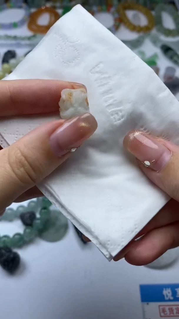 未镶嵌定制翡翠毛货定制不退不换