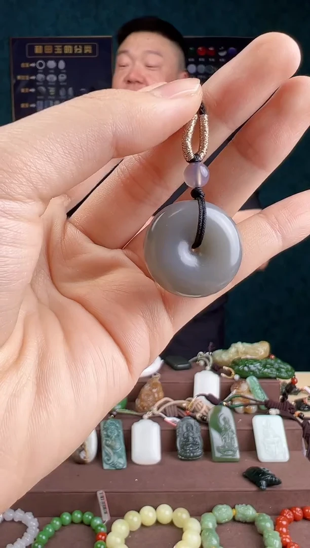 【闪购商品】和田玉颈饰未镶嵌ZZ 拍一发一 多样性发货