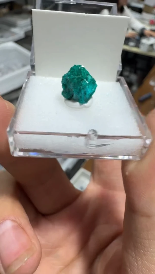 月下珠宝严选矿物