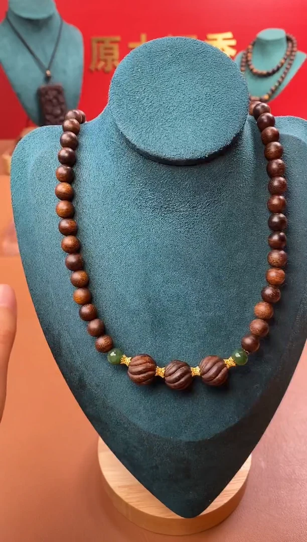 【闪购商品】沉香手串P红土沉白棋08三圈+扭转乾坤沉香木雕