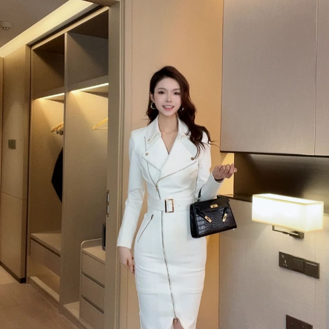 长袖修身包臀连衣裙机车服白色连衣裙DF1CDR019