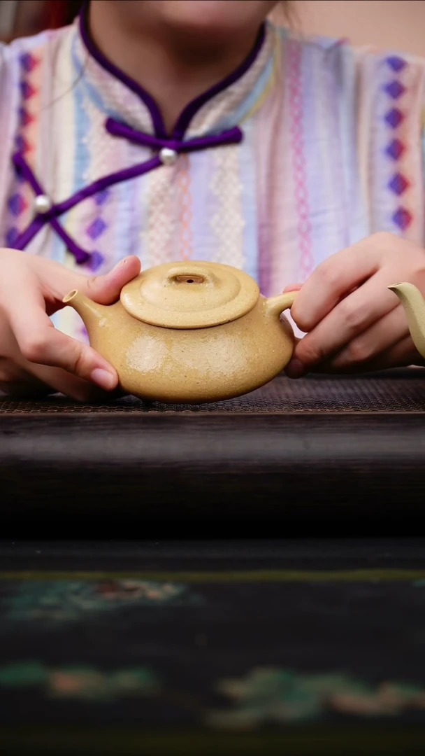 茶壶紫砂梨皮本山绿 汉棠石瓢
