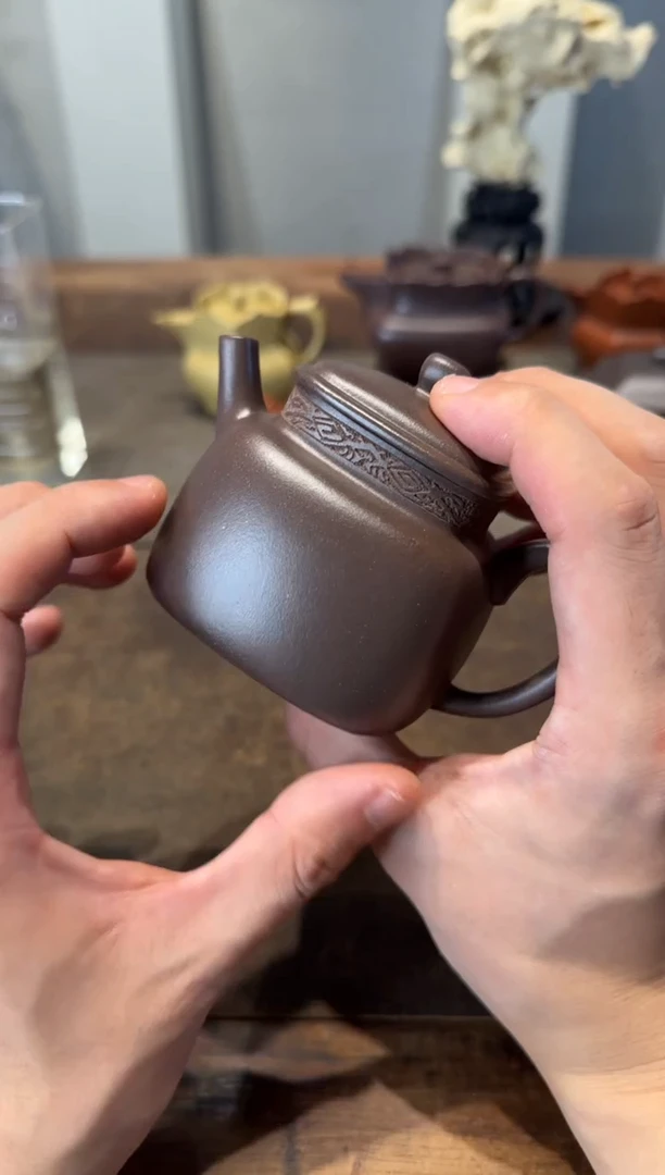 茶壶紫砂疯***头四方言心