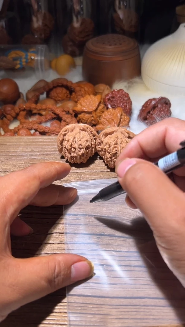 文玩核桃把件九*湾11