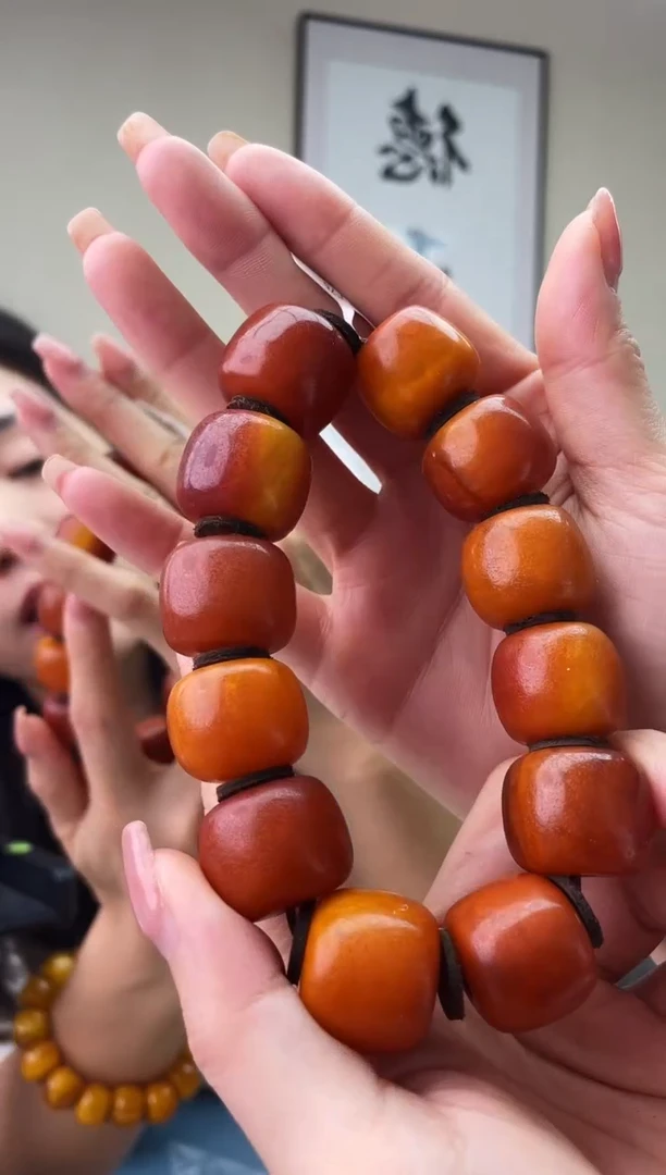 琥珀未镶嵌珠宝奇石T075 22微瑕假一罚十，多样性发一