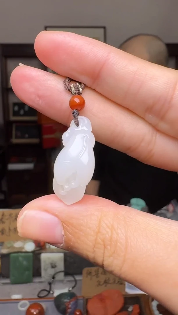 【闪购商品】和田玉挂件未镶嵌2296  玉兰花  多样性发其一