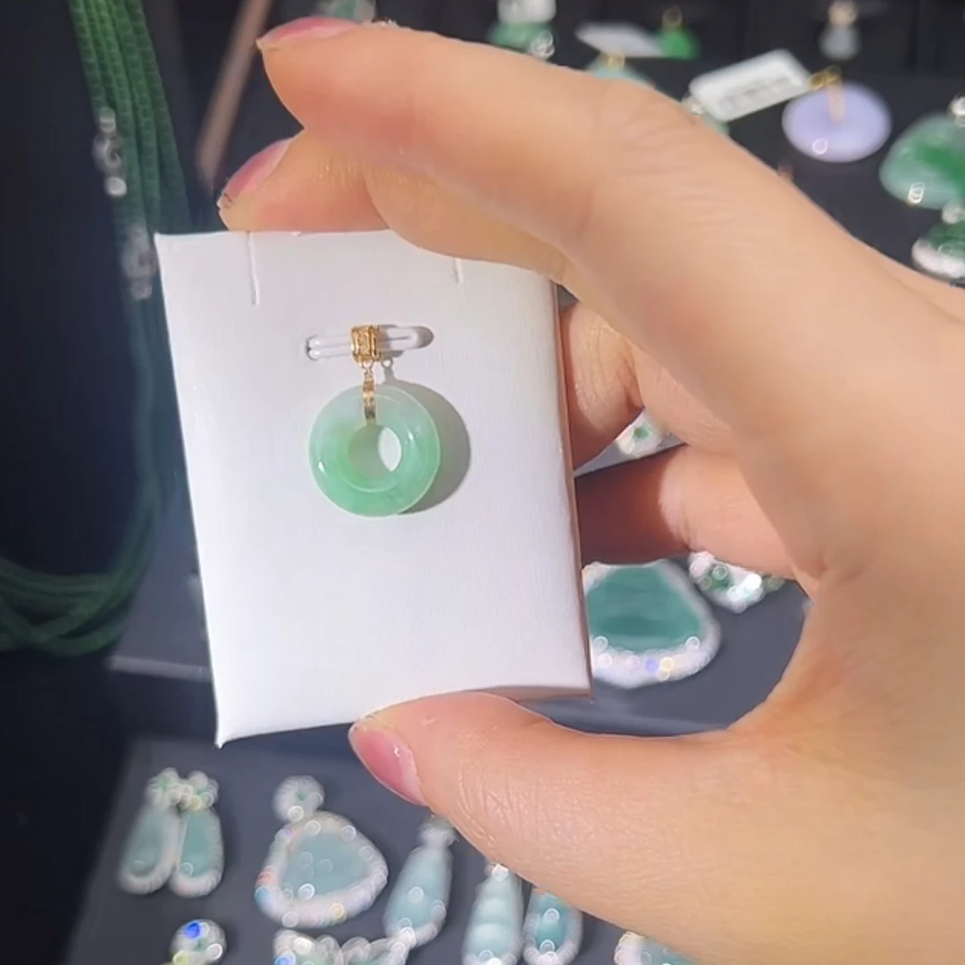 苹果绿 甜甜圈 纯天然A货翡翠