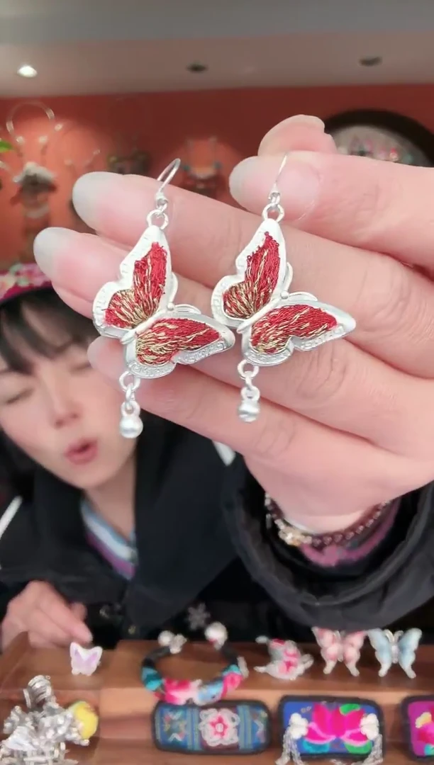 织绣手工苗绣刺绣耳环1