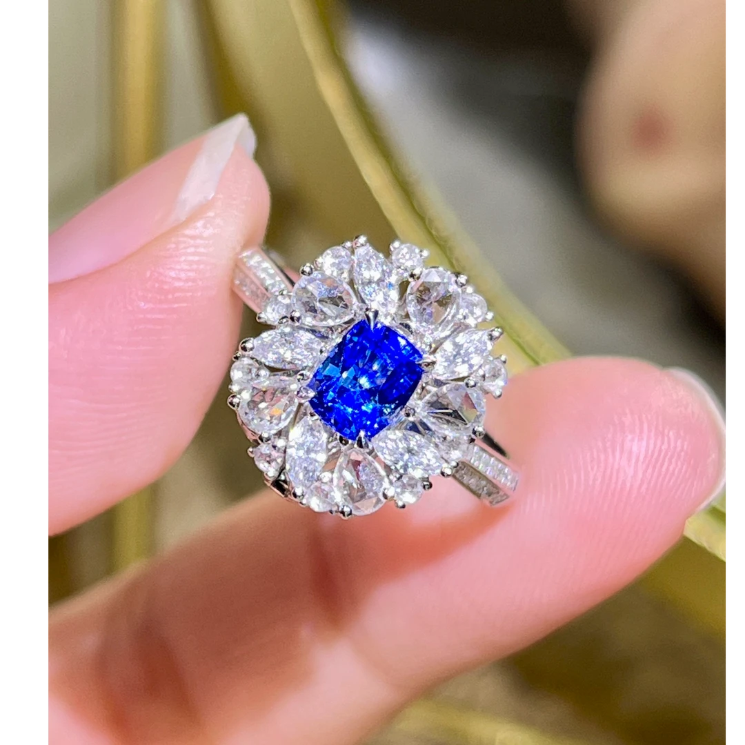 18K金天然无烧皇家蓝蓝宝石戒指（两用款/不含链）优雅百搭