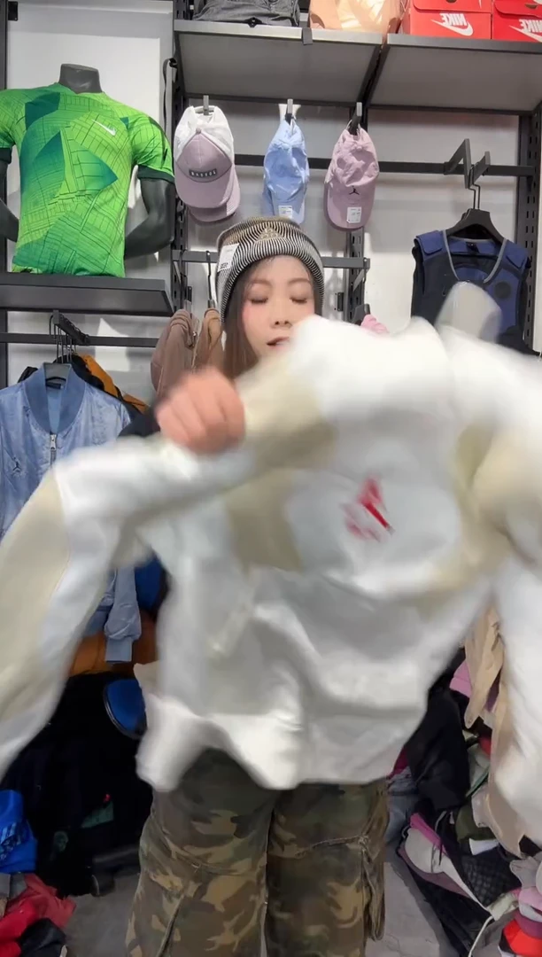 1722编码 瑕疵款直播间过款为准 尺码   身高