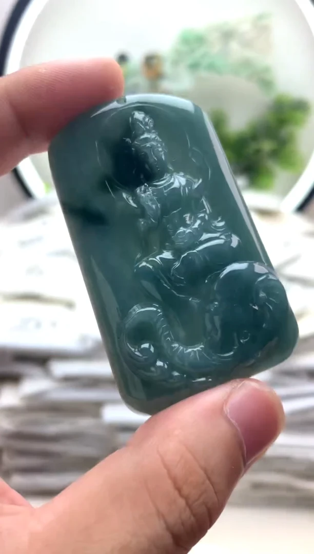颈饰未镶嵌翡翠普贤