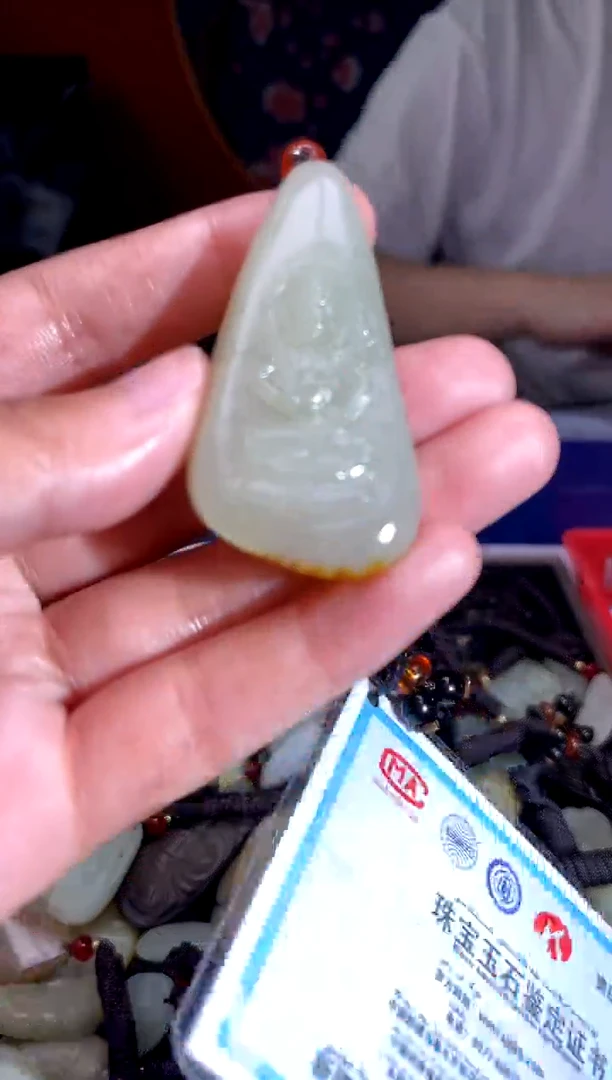 和田玉未镶嵌把件1