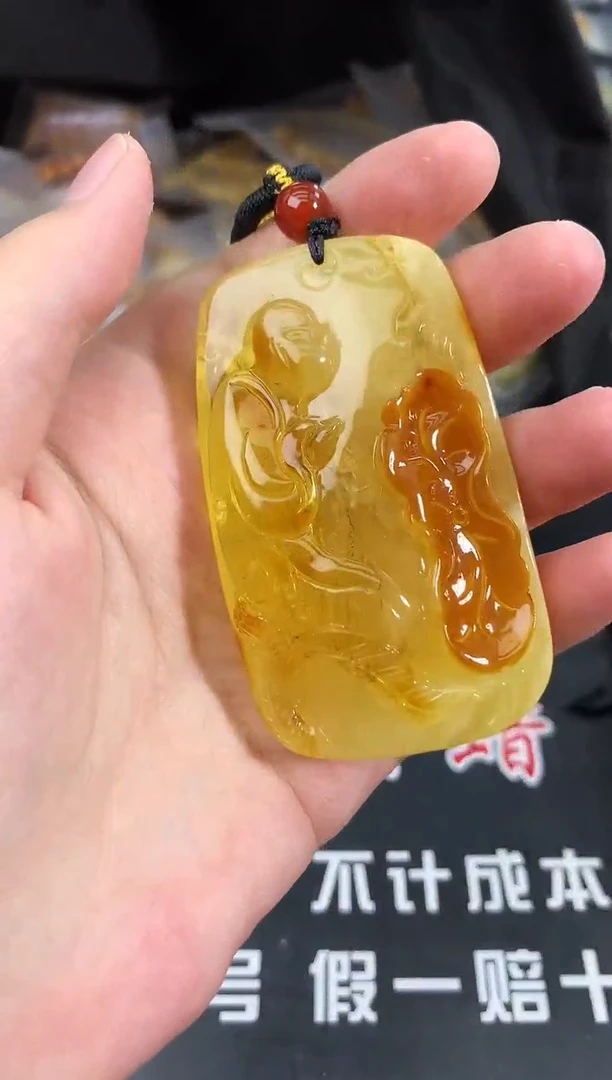 蜜蜡未镶嵌珠宝奇石131