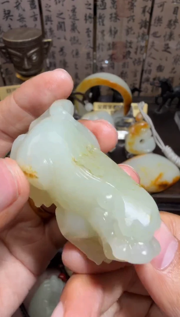 未镶嵌和田玉挂件和田玉
