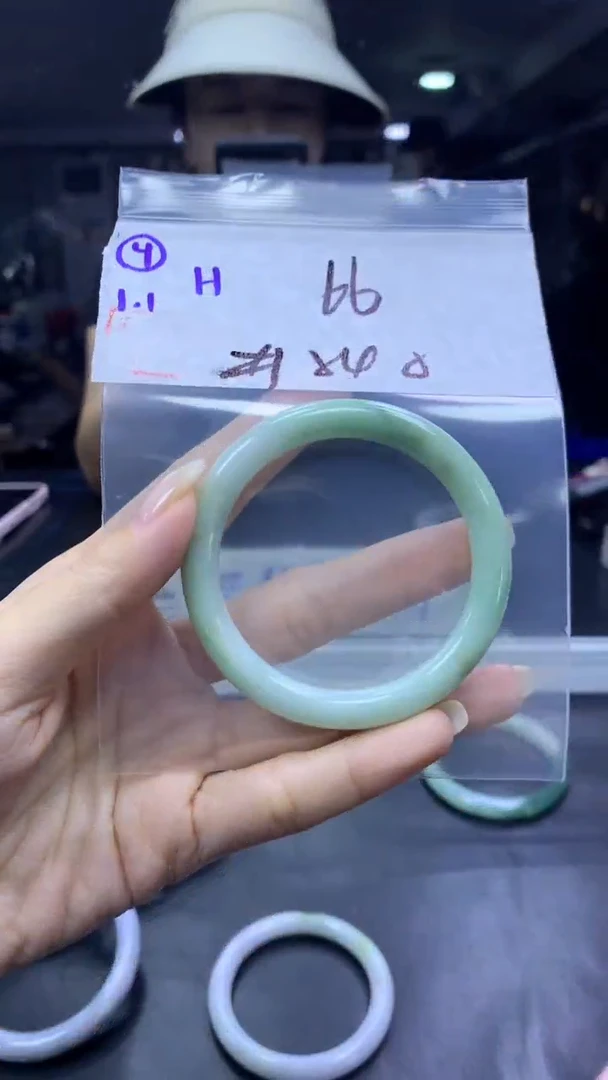 未镶嵌定制翡翠4手镯54纹+66元+拍一发一