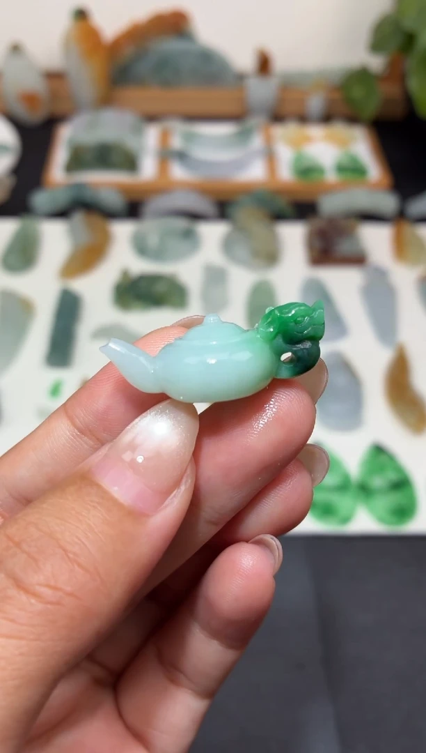 未镶嵌定制翡翠把把壶