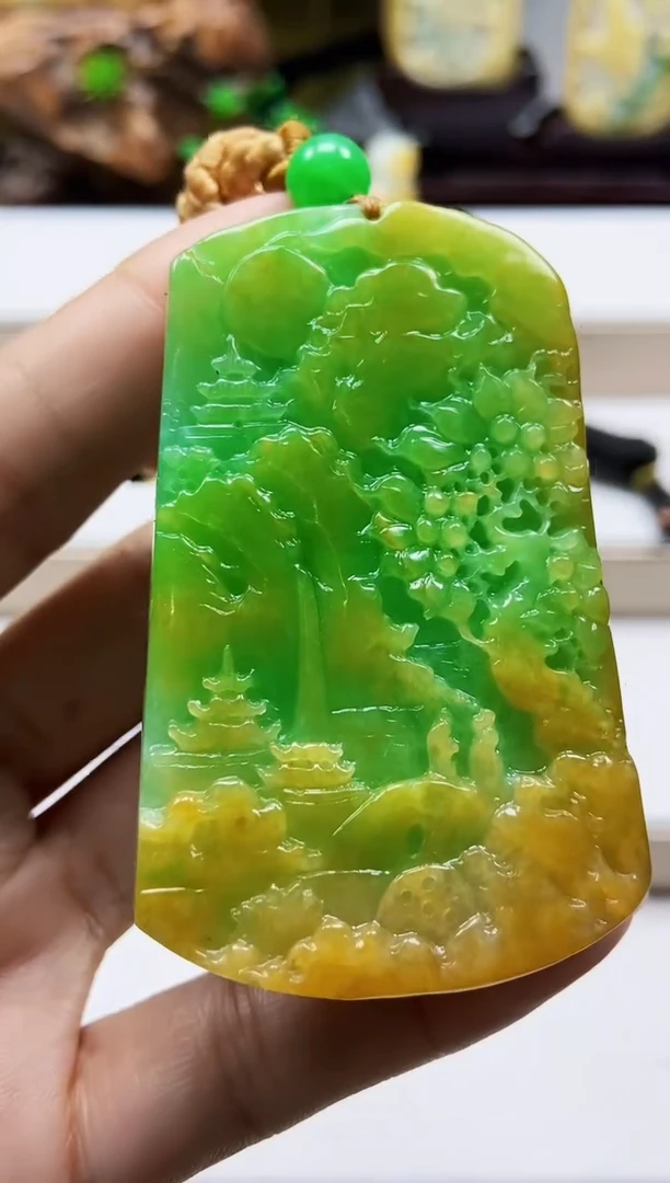 颈饰未镶嵌翡翠翡翠A货