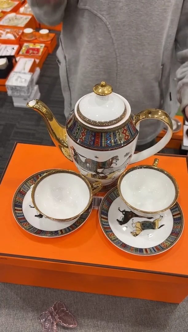 【闪购商品】杯H830--------------