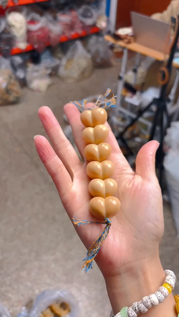 吊坠菩提根/象牙果黄色爱心棒棒糖