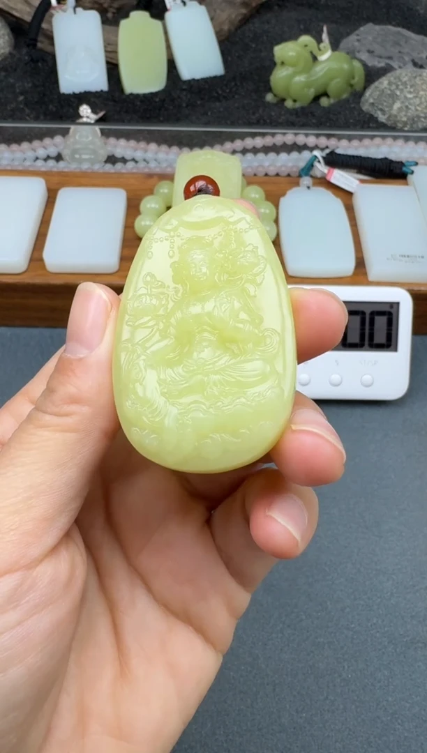 颈饰未镶嵌和田玉2