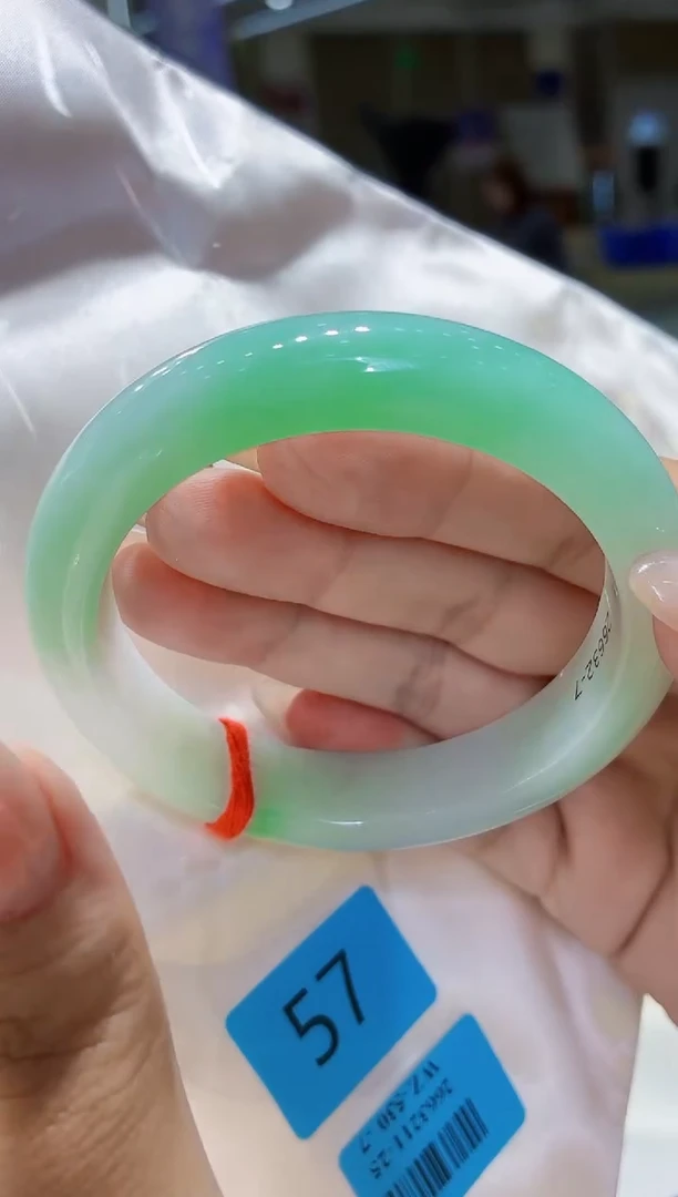 未镶嵌手镯翡翠翡翠手镯58