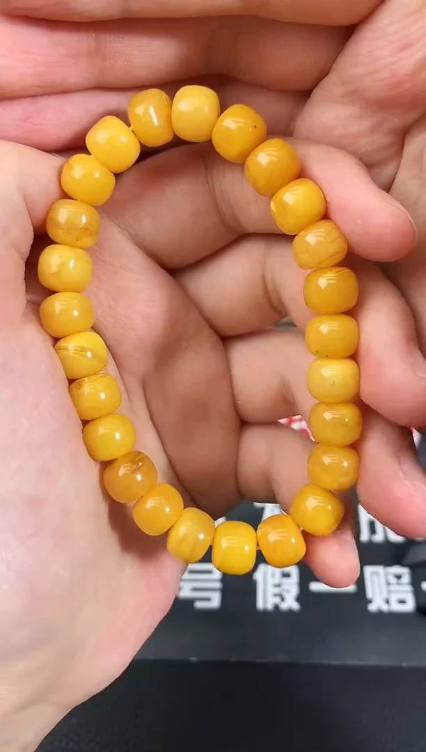 蜜蜡未镶嵌珠宝奇石125