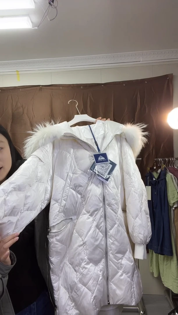 愿***人时尚百搭羽绒服 大山