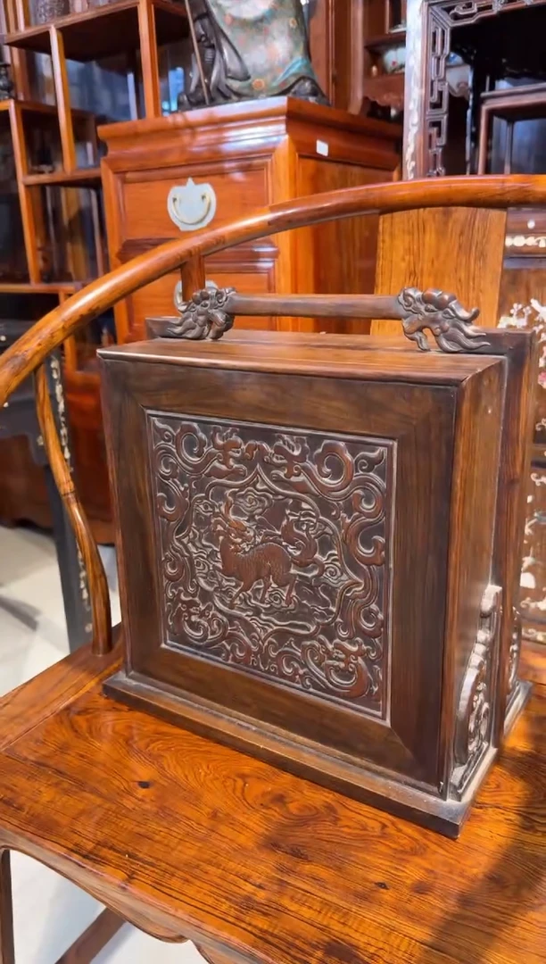 木黄花梨单麒麟提箱1580.8888