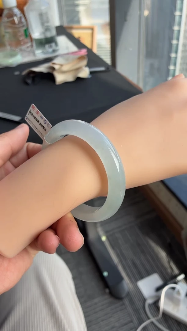 未镶嵌手镯翡翠44号56.5*12*8.9正圈