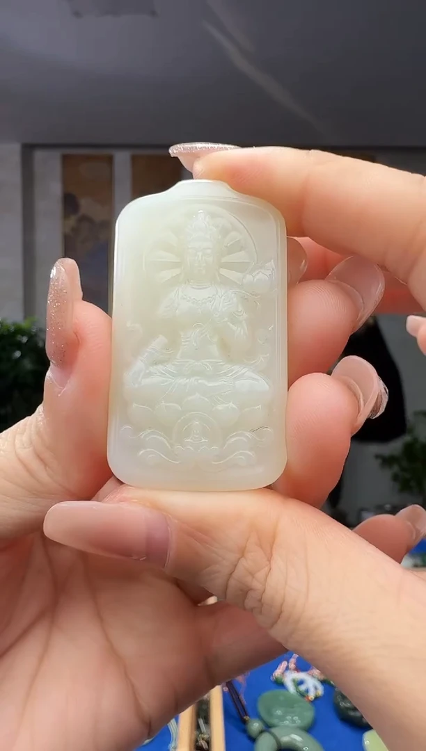 颈饰未镶嵌和田玉拍一发一